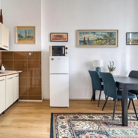 Vary Vista By Rentez Appartement